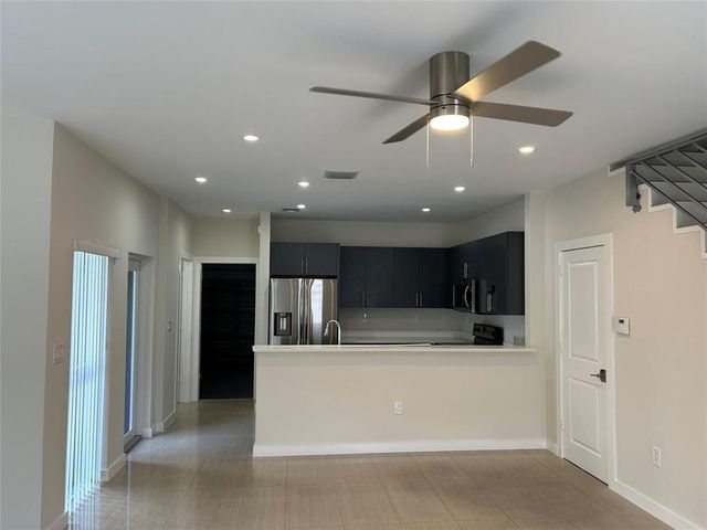 420 SE 16TH Street, Fort Lauderdale, FL 33316