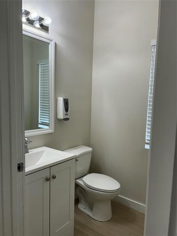 420 SE 16TH Street, Fort Lauderdale, FL 33316