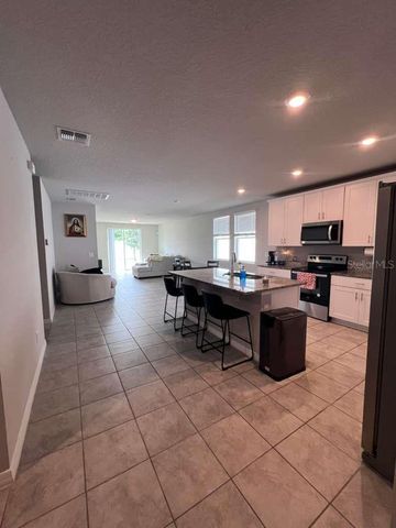 560 JERRY LN, Haines City, FL 33844