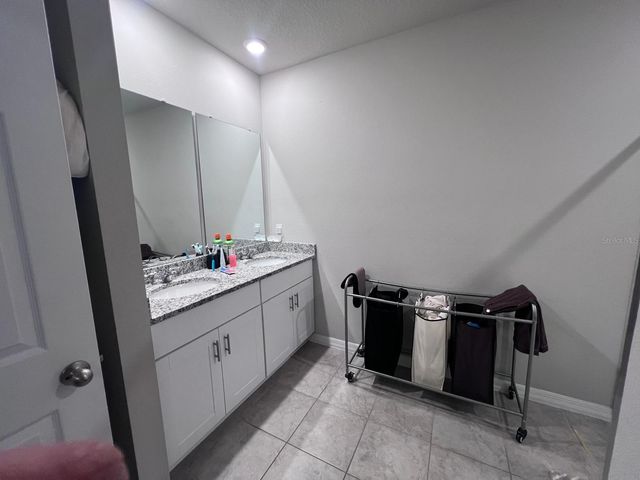 560 JERRY LN, Haines City, FL 33844