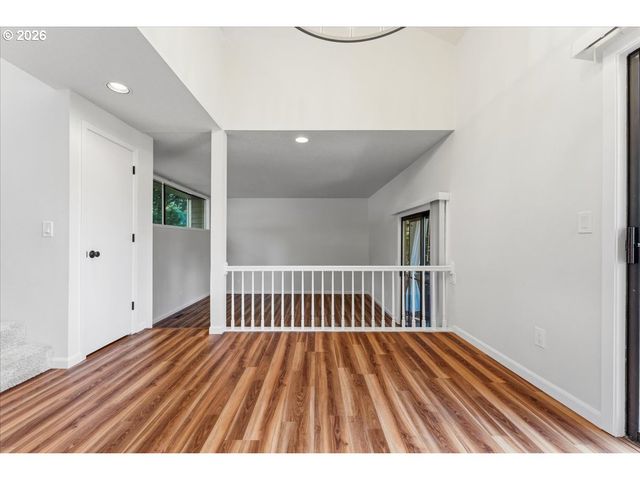 1635 Aspen St, Lake Oswego, OR 97034