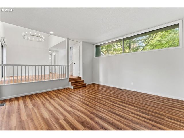 1635 Aspen St, Lake Oswego, OR 97034