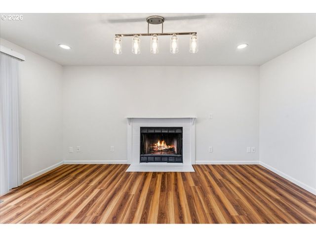 1635 Aspen St, Lake Oswego, OR 97034