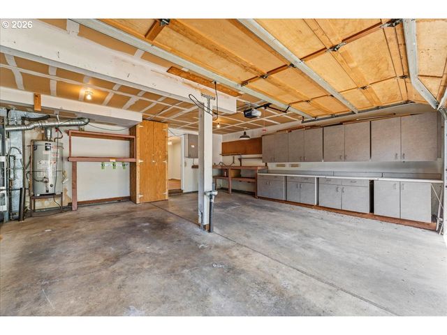 1635 Aspen St, Lake Oswego, OR 97034