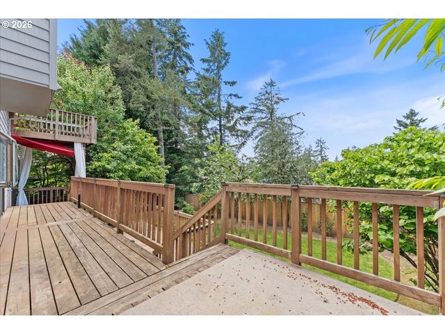1635 Aspen St, Lake Oswego, OR 97034