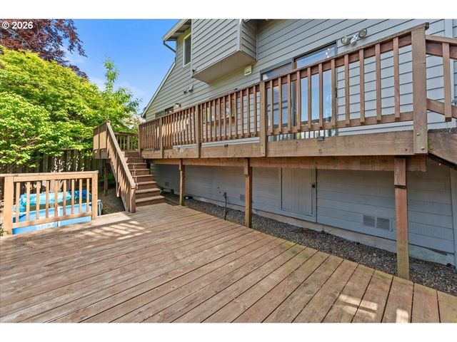 1635 Aspen St, Lake Oswego, OR 97034