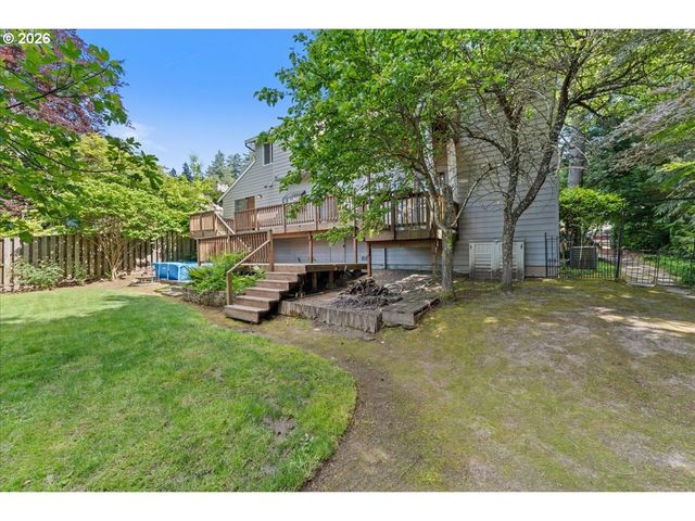 1635 Aspen St, Lake Oswego, OR 97034