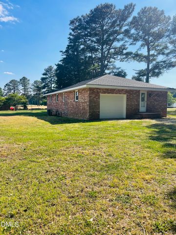 7511 Bakertown Road E, Elm City, NC 27822