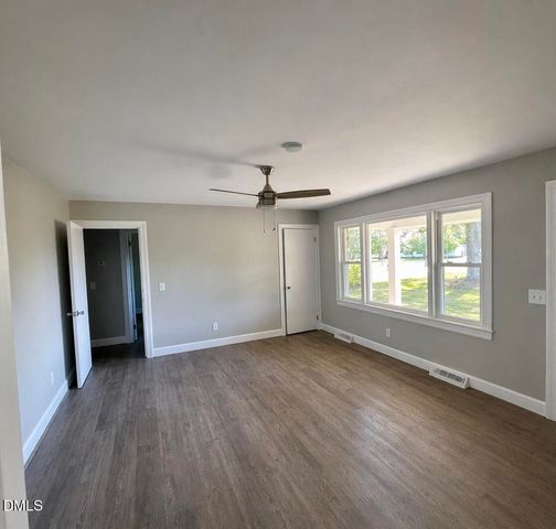 7511 Bakertown Road E, Elm City, NC 27822