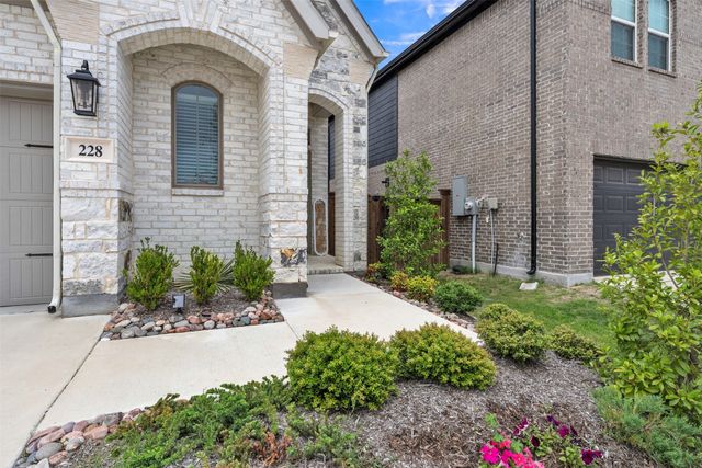 228 Palo Duro Bend, Rhome, TX 76078