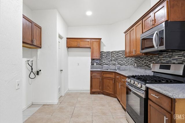 3609 Sampson Court C, Bakersfield, CA 93309