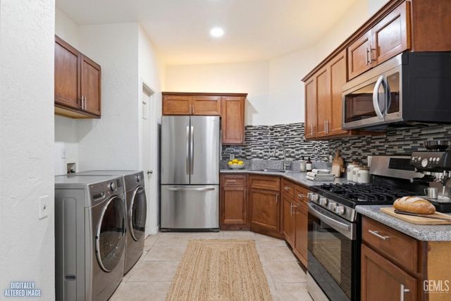3609 Sampson Court C, Bakersfield, CA 93309