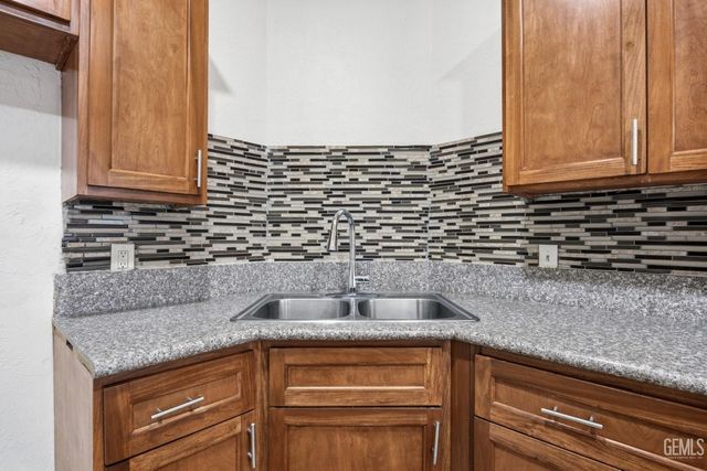 3609 Sampson Court C, Bakersfield, CA 93309