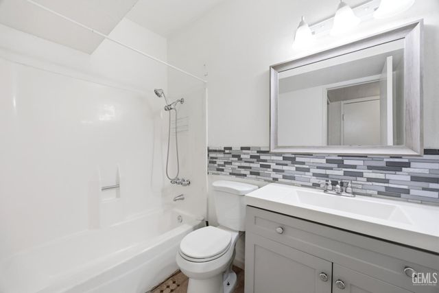 3609 Sampson Court C, Bakersfield, CA 93309