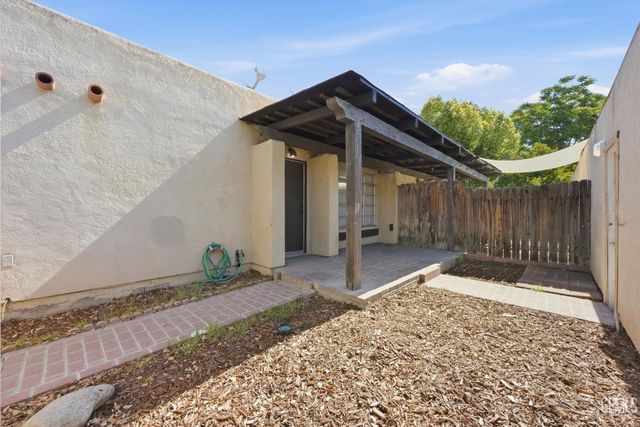 3609 Sampson Court C, Bakersfield, CA 93309