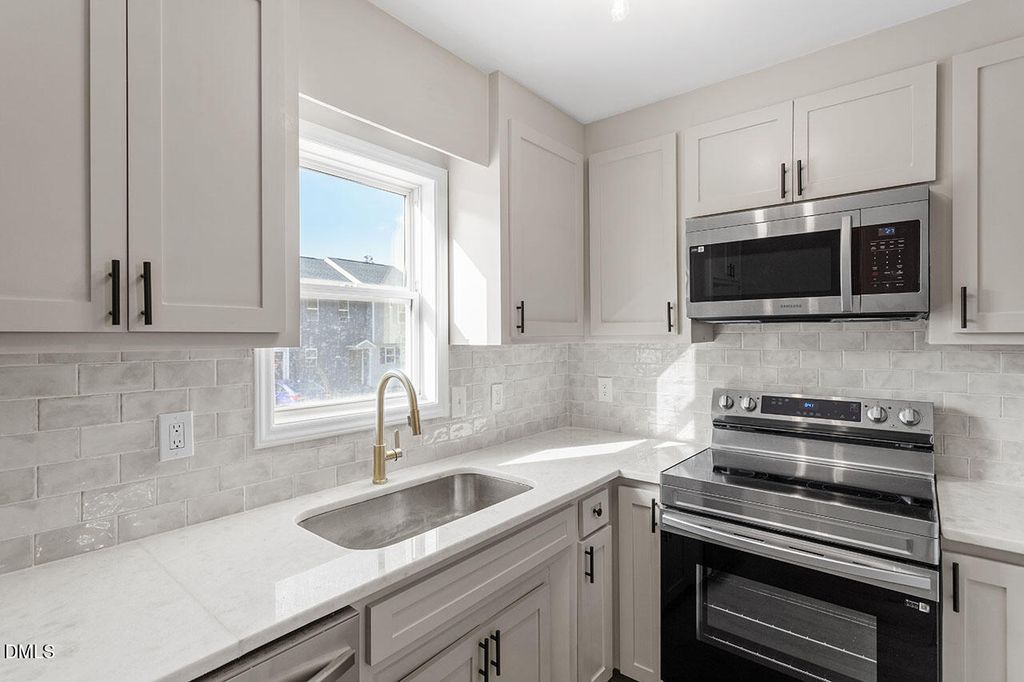 381 E Williams Street, Angier, NC 27501