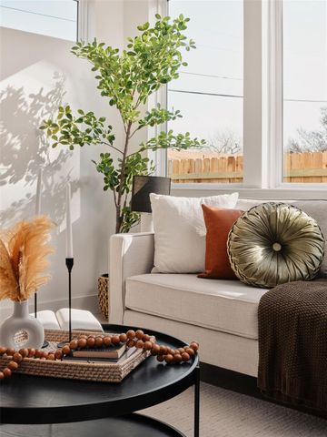 6407 Bradsher C, Austin, TX 78745