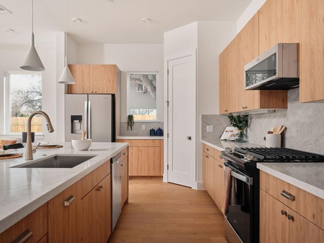 6407 Bradsher C, Austin, TX 78745