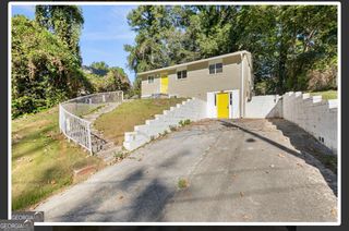 477 Fairlane Circle NW, Atlanta, GA 30331