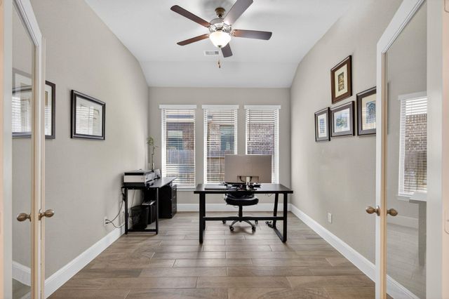 4813 Wagtail Way Lane, League City, TX 77573