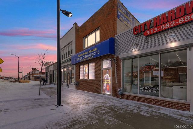 16323 W Warren Ave, Detroit, MI 48228