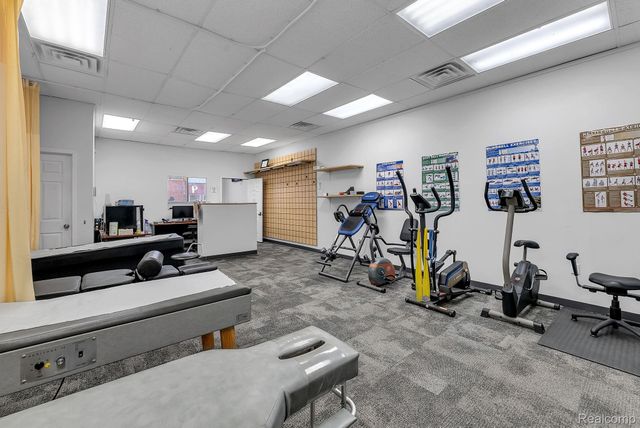 16323 W Warren Ave, Detroit, MI 48228