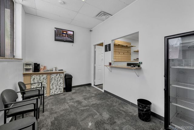 16323 W Warren Ave, Detroit, MI 48228