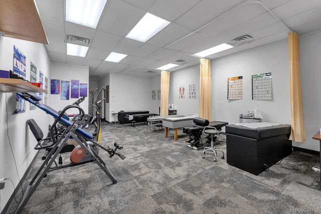 16323 W Warren Ave, Detroit, MI 48228