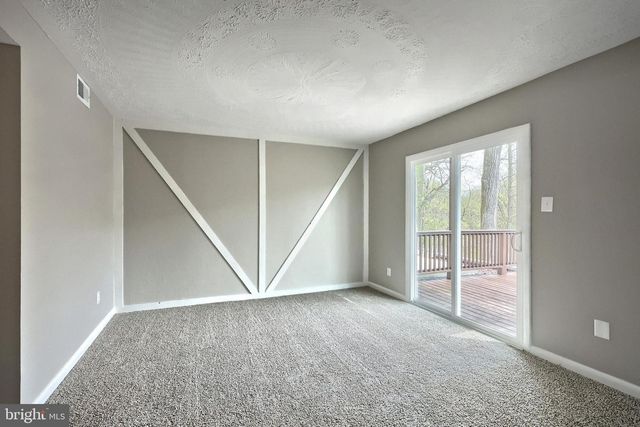 256 JUNIPER DR, Etters, PA 17319