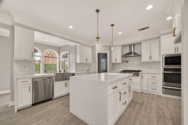 45 Clansmoor Court, Sugar Land, TX 77479