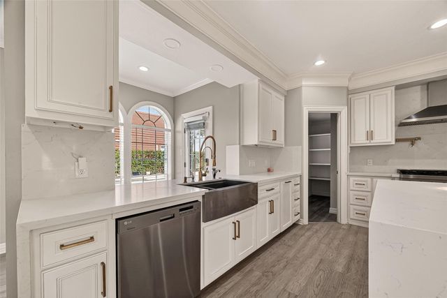 45 Clansmoor Court, Sugar Land, TX 77479