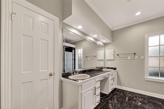 45 Clansmoor Court, Sugar Land, TX 77479