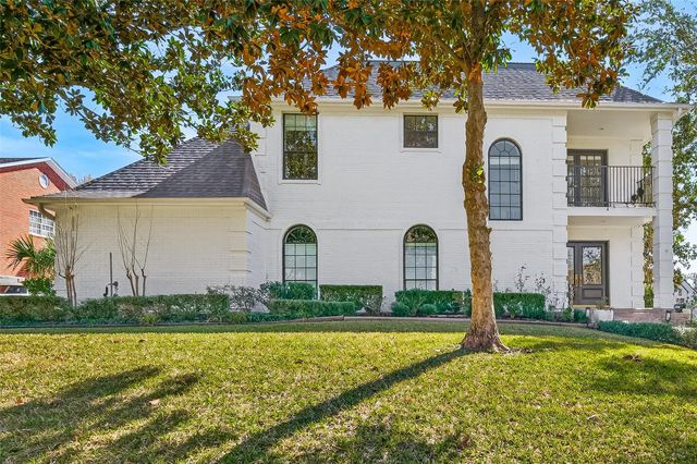 45 Clansmoor Court, Sugar Land, TX 77479