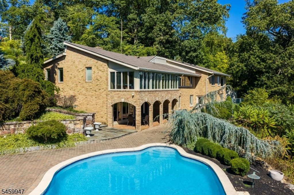 460 Washington Ave, Bridgewater Twp., NJ 08836 — photo 2