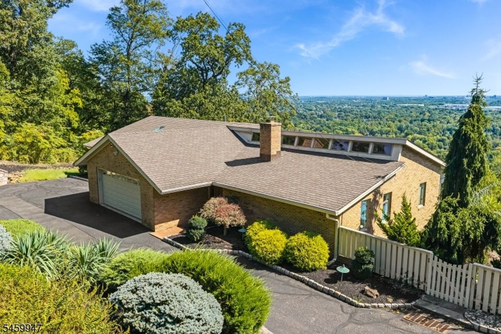 460 Washington Ave, Bridgewater Twp., NJ 08836 — photo 3