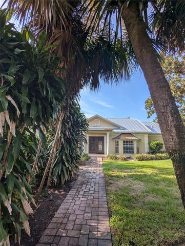 8052 OAK PARK ROAD, Orlando, FL 32819