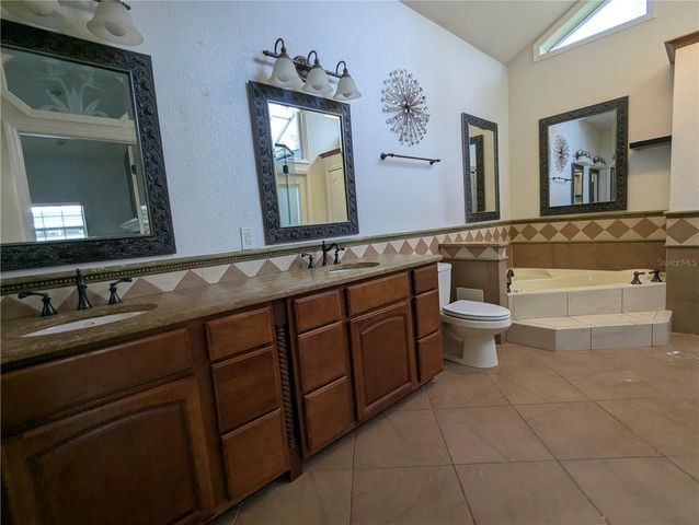 8052 OAK PARK ROAD, Orlando, FL 32819