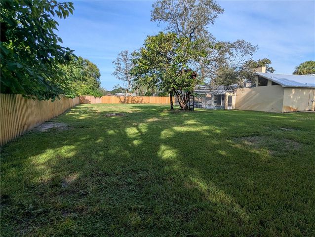 8052 OAK PARK ROAD, Orlando, FL 32819