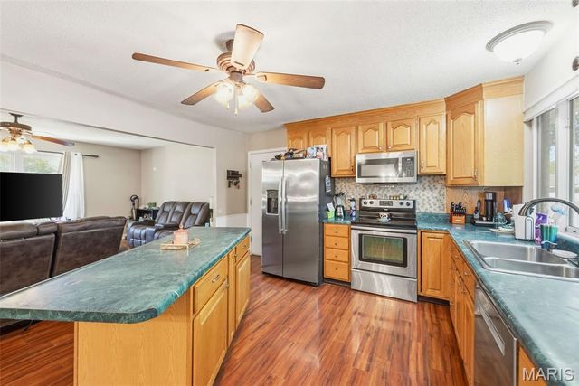 105 Jane Drive, St Peters, MO 63376