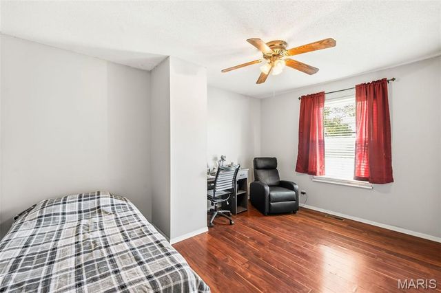 105 Jane Drive, St Peters, MO 63376