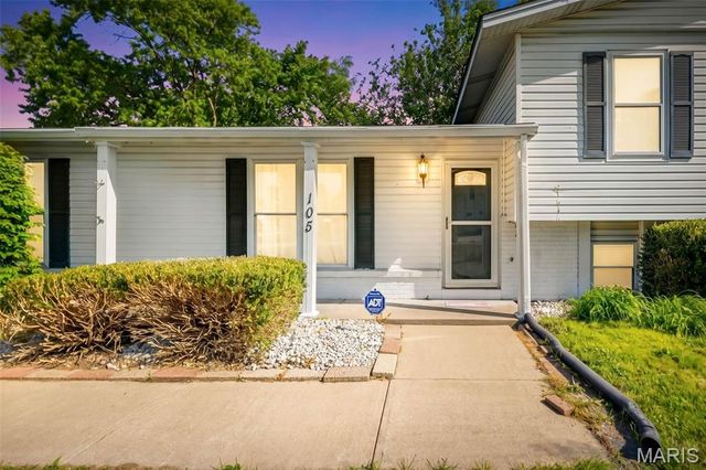 105 Jane Drive, St Peters, MO 63376