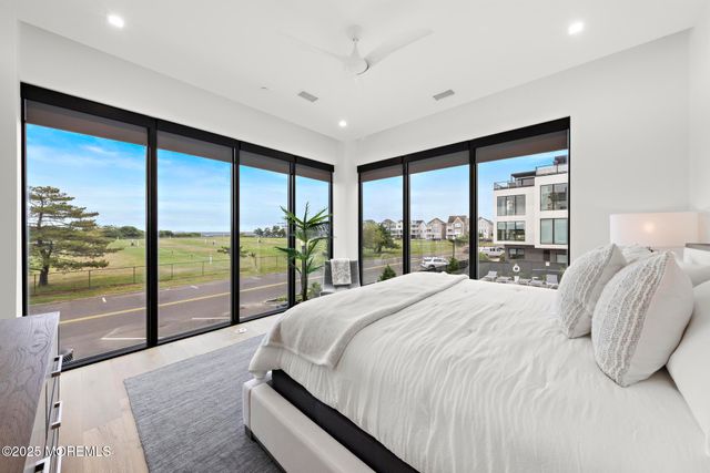 200 Ocean Avenue N 22, Long Branch, NJ 07740