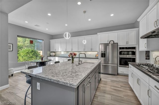 9988 REGENCY SQUARE Avenue, Las Vegas, NV 89148