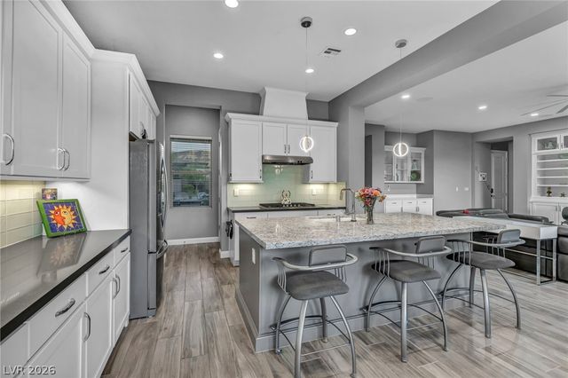 9988 REGENCY SQUARE Avenue, Las Vegas, NV 89148