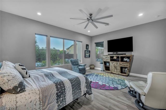 9988 REGENCY SQUARE Avenue, Las Vegas, NV 89148