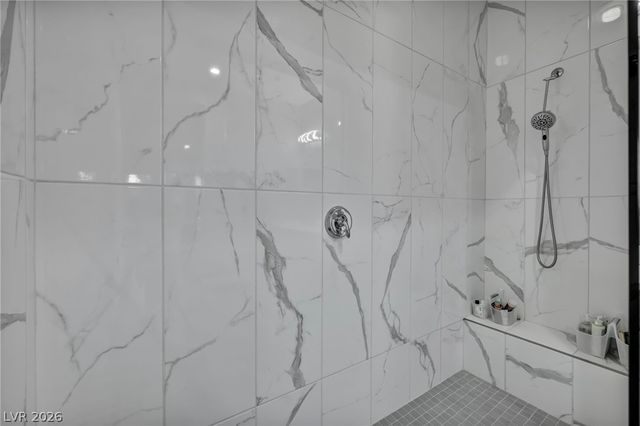 9988 REGENCY SQUARE Avenue, Las Vegas, NV 89148