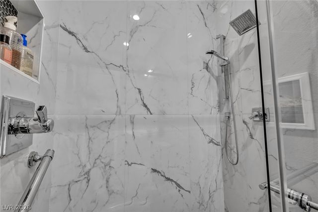 9988 REGENCY SQUARE Avenue, Las Vegas, NV 89148