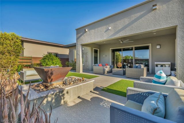 9988 REGENCY SQUARE Avenue, Las Vegas, NV 89148