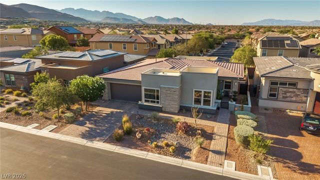 9988 REGENCY SQUARE Avenue, Las Vegas, NV 89148