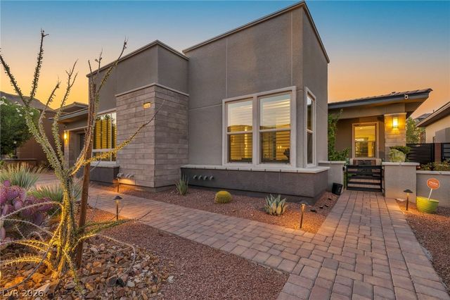 9988 REGENCY SQUARE Avenue, Las Vegas, NV 89148